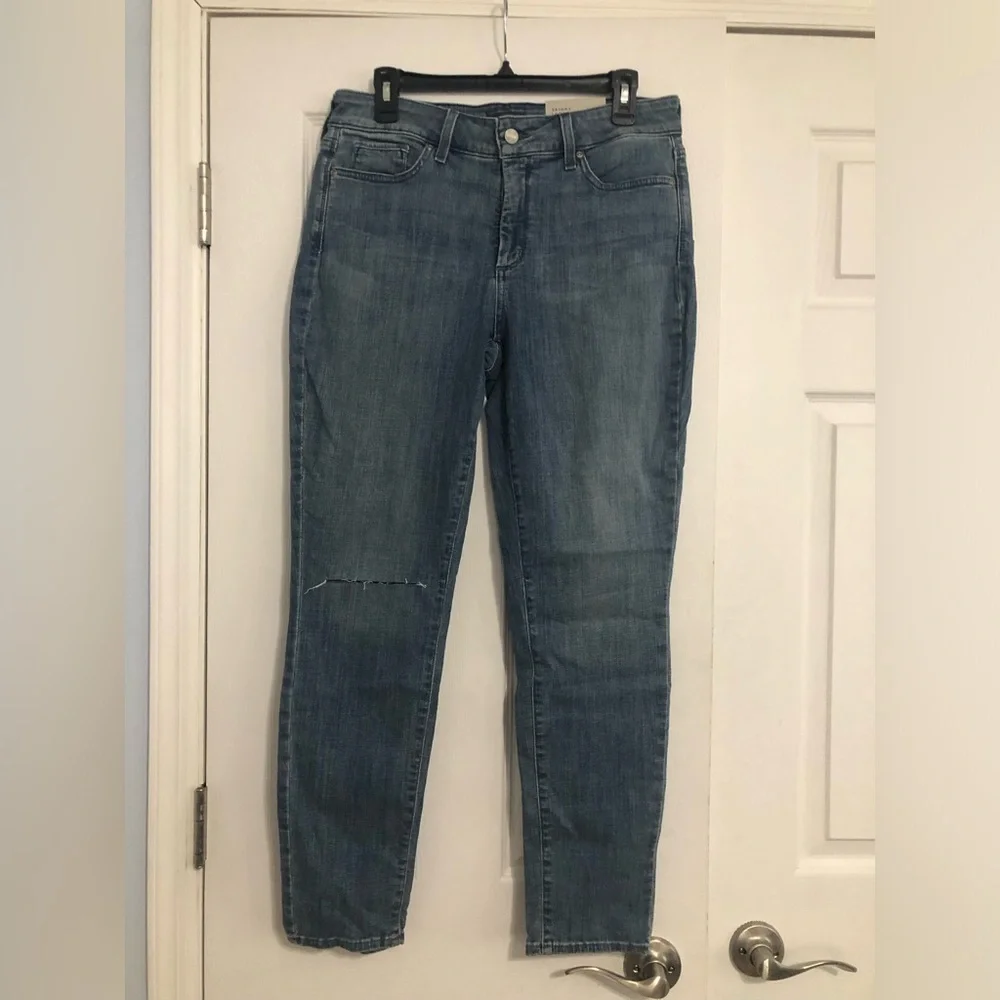 NYDJ new Skinny Legging Women's Jeans ripped knee size 10 lift tuck technology‎